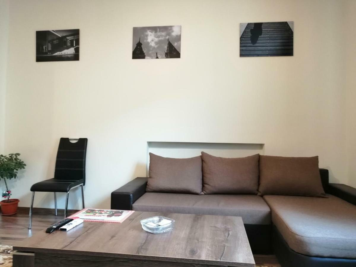 Central Academic Apartment Sofia Zewnętrze zdjęcie