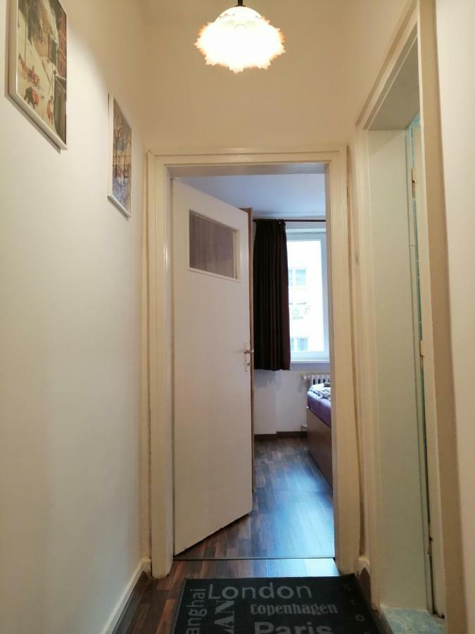 Central Academic Apartment Sofia Zewnętrze zdjęcie